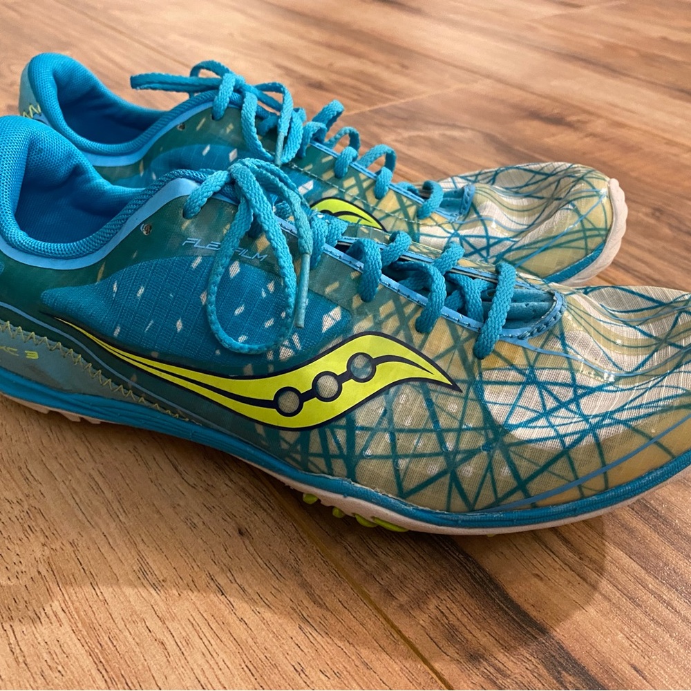 Saucony Women's Teal & Yellow Racing Spike Track Shoes